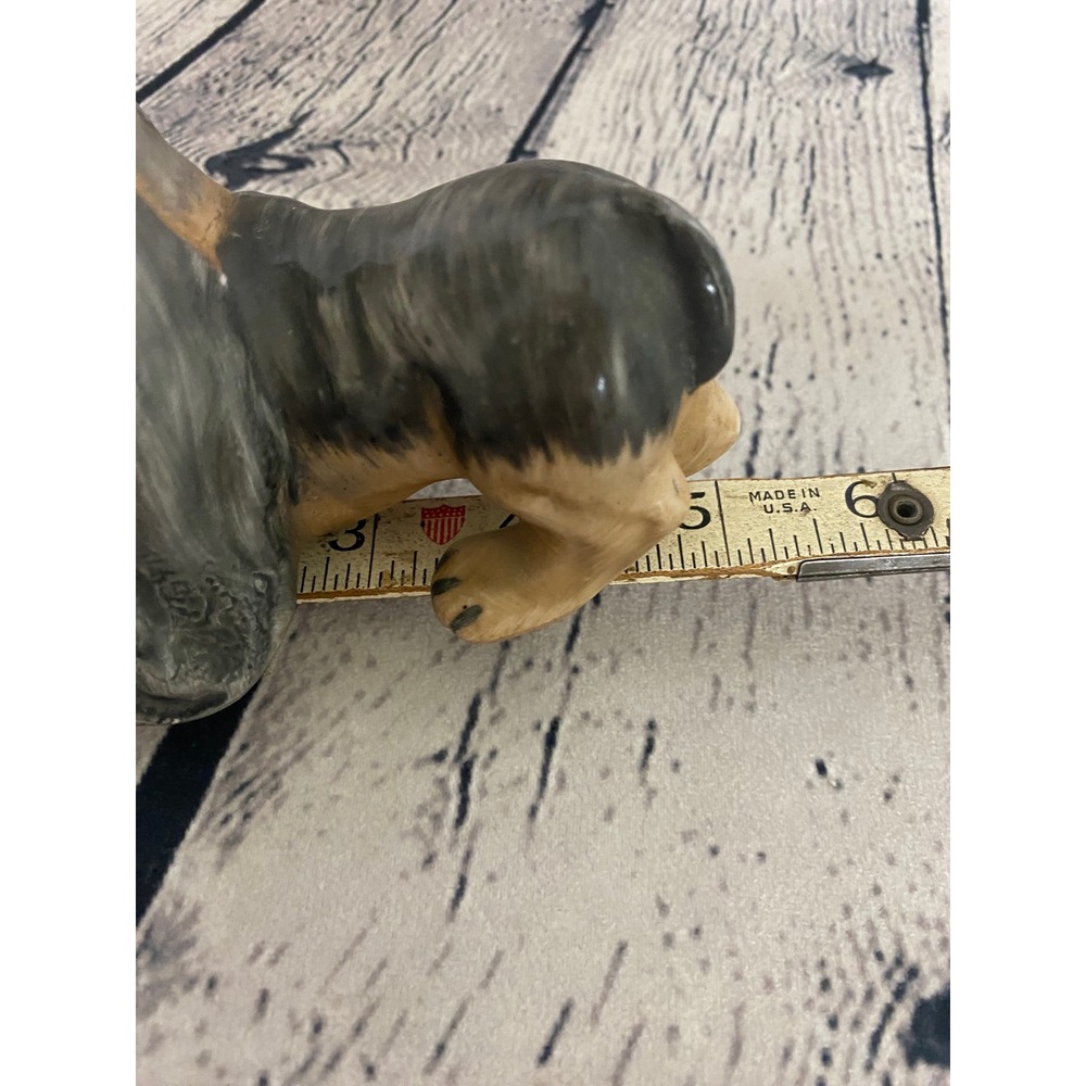 Vintage Ceramic‎ Basset Hound Dog Figurine Sad Eyes Brown Black 3"x5" Figurine - Picture 8 of 8